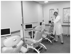 写真:浜松オンコロジーセンター内の抗がん剤投与室