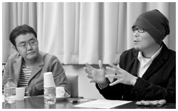 写真:阿部望さんと網外志明さん