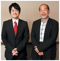 写真:大津さんと鎌田さん
