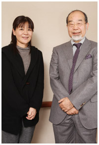 「がん患者さんが性の悩みを抱えていても医師がそこまで手が回らない現実がある」と話す鎌田さんとその悩みに直面した長谷川さん