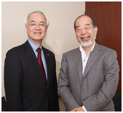 写真:田中丈夫さんと鎌田實さん