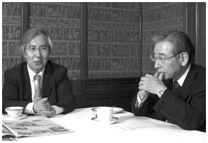 写真：土屋了介さんと中川恵一さん