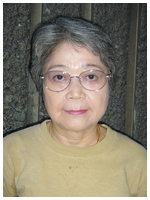 山中　登美子