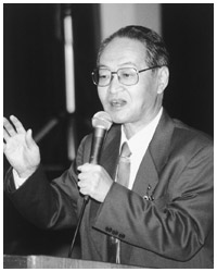 写真:1994年10月。新宿・朝日生命ホールで