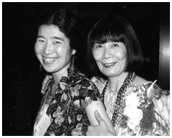 写真:娘のあずささんと