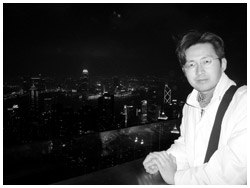 写真：2006年年末年始に行った香港ビクトリア・パークにて