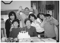 写真：現在も大家族で暮らす