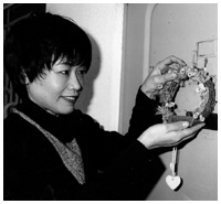 写真:リースが大好きという坂下さん