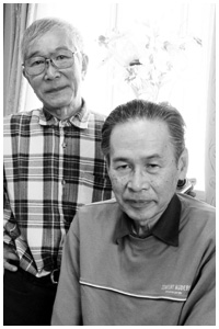 写真:柴野徹夫さんと