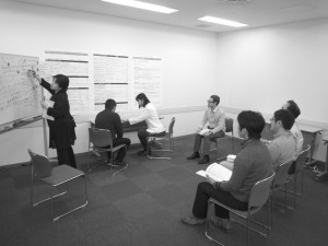 ■写真6 医師向けのコミュニケーション技術研修会 ■写真6 医師向けのコミュニケーション技術研修会