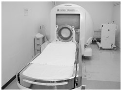 写真:東大病院で使われているガンマナイフ装置